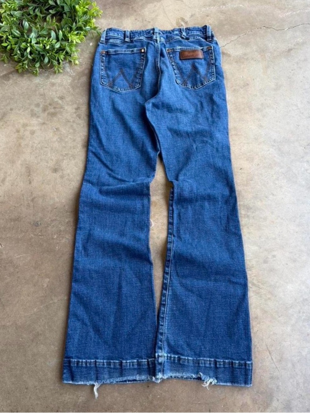 Vintage Wrangler Blue Flared Denim Jeans